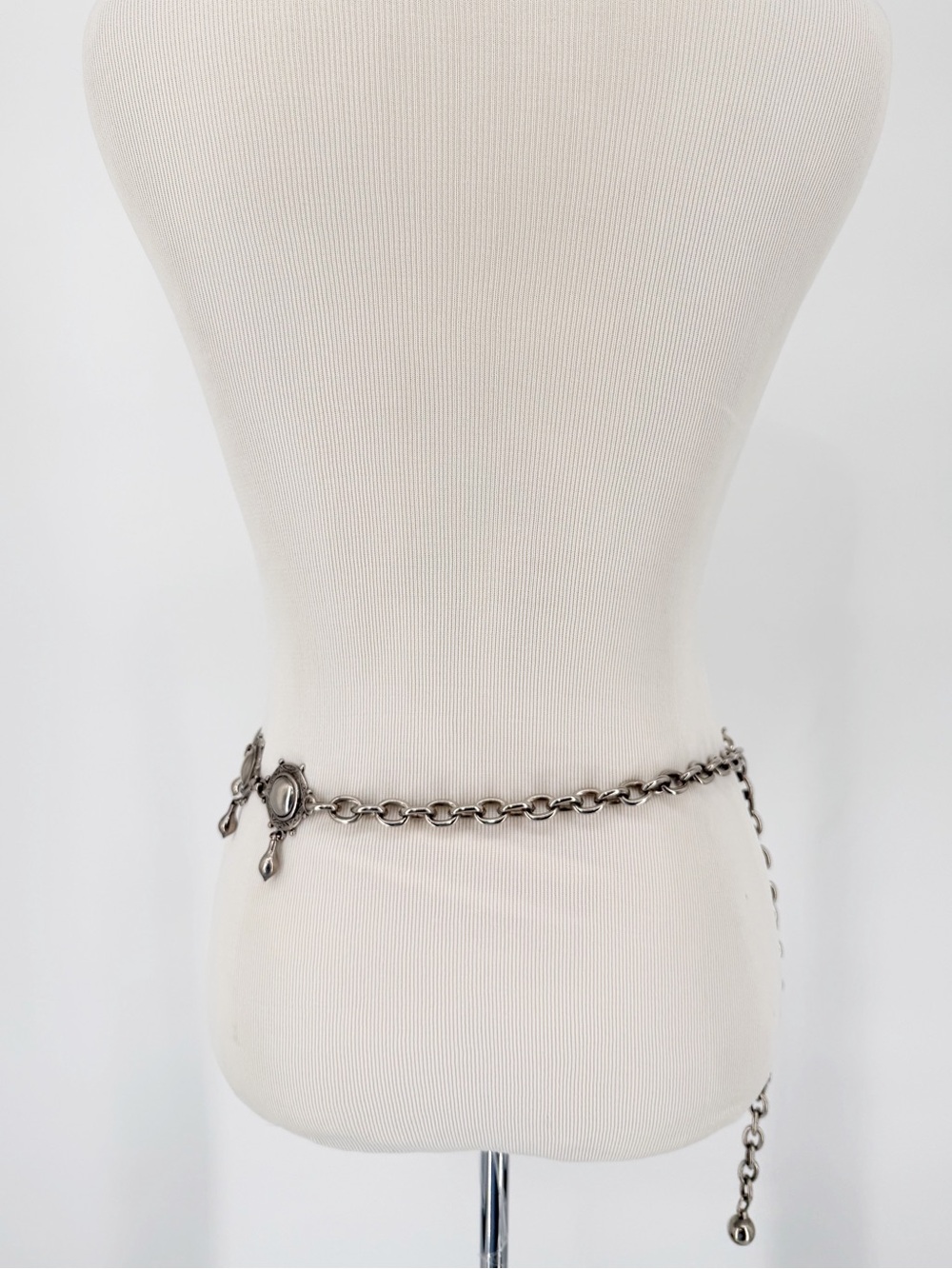 Vintage Metal Chain Boho Dangle Belt Medallion New York Studio - Picture 4 of 11